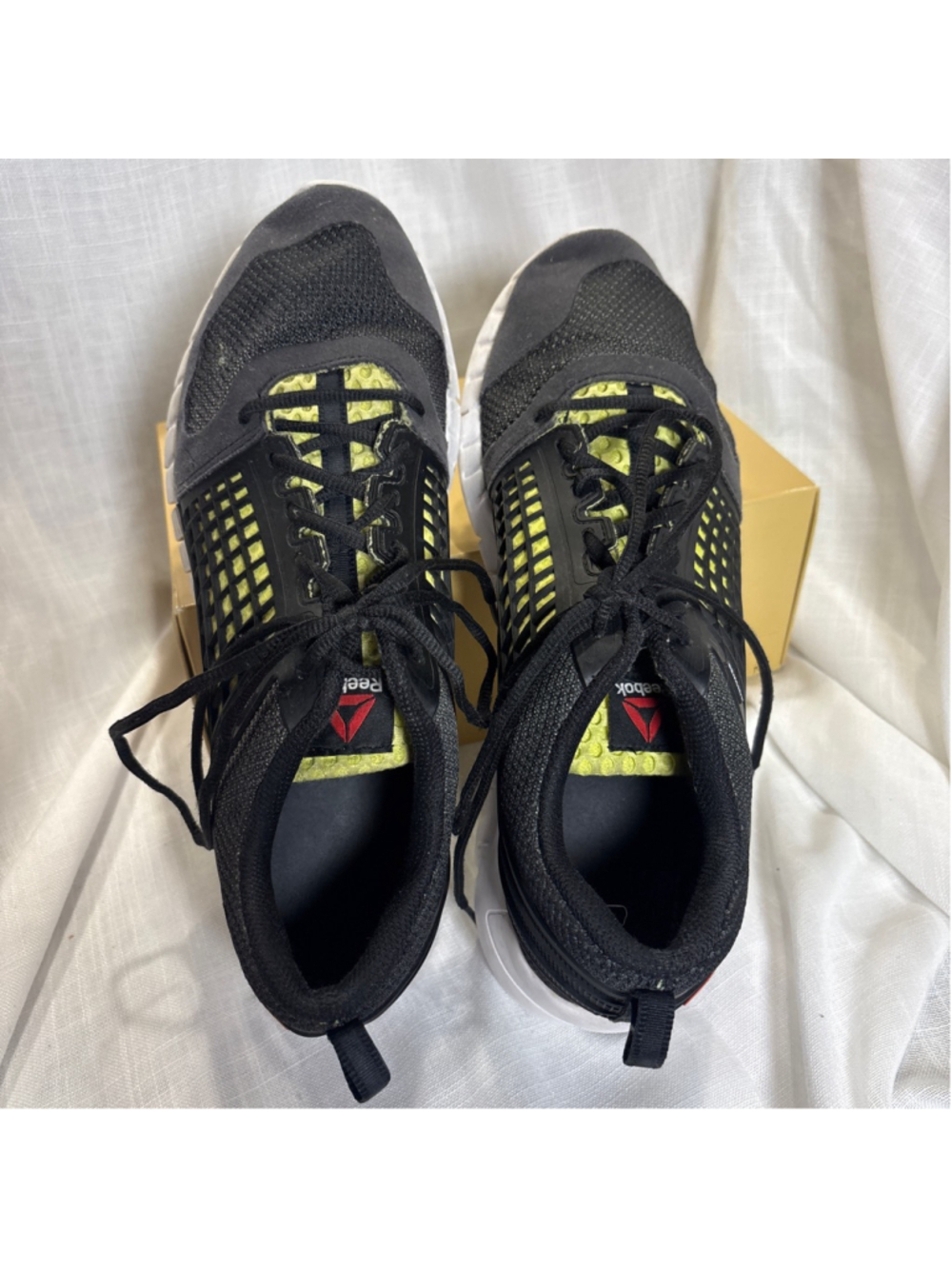 Reebok ZQuick 2.0 Running Shoe featuring Nanoweb and Z-Rated technologies. 11.5 - Picture 5 of 7